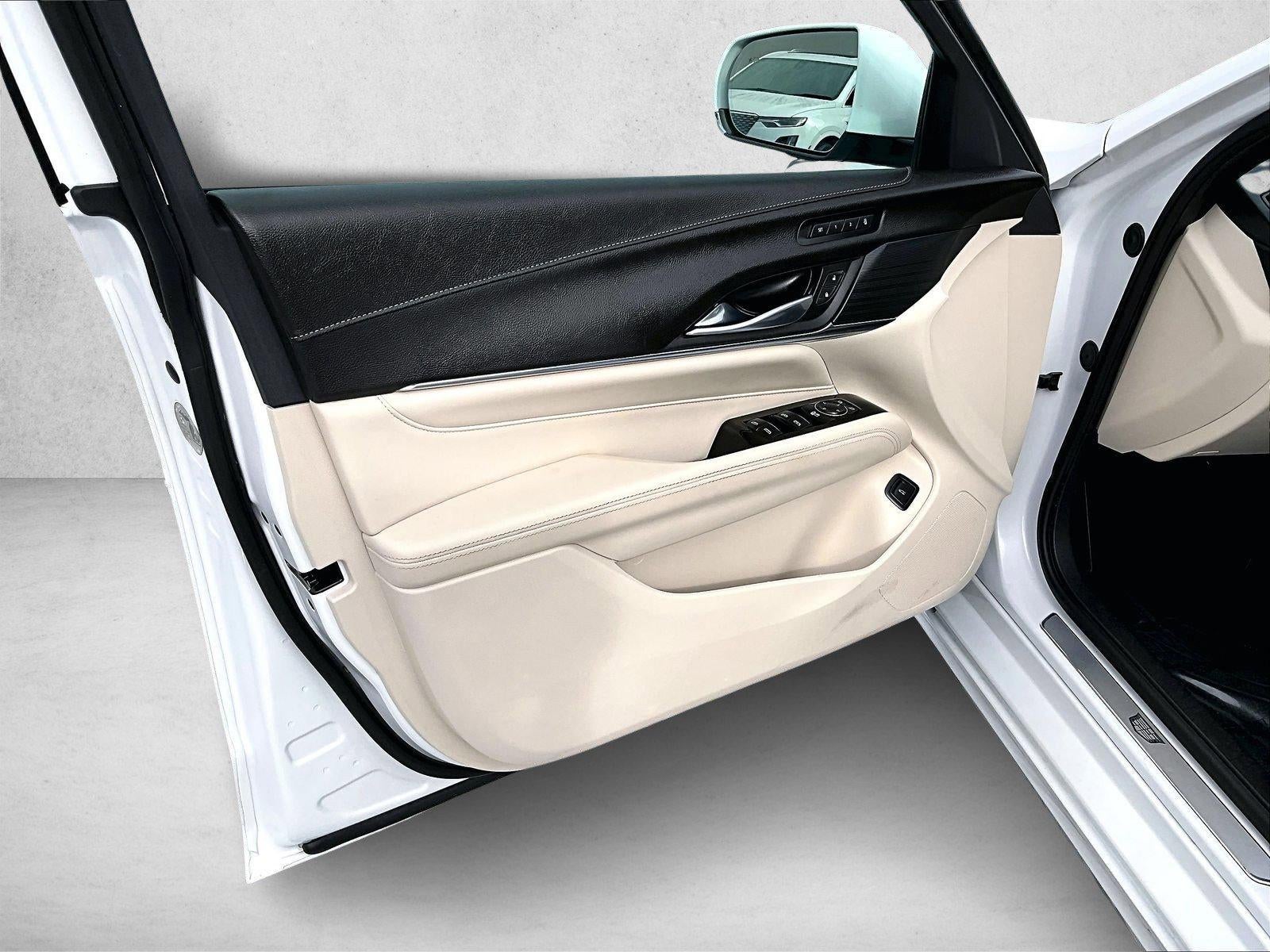 2023 Cadillac CT4 Premium Luxury