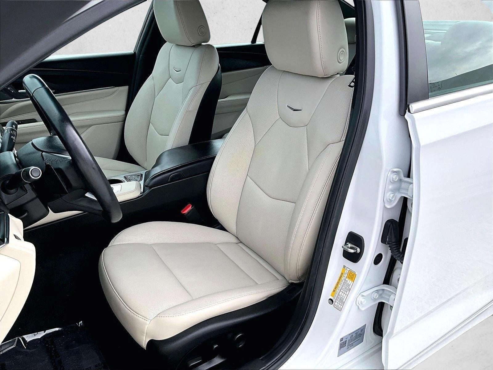 2023 Cadillac CT4 Premium Luxury