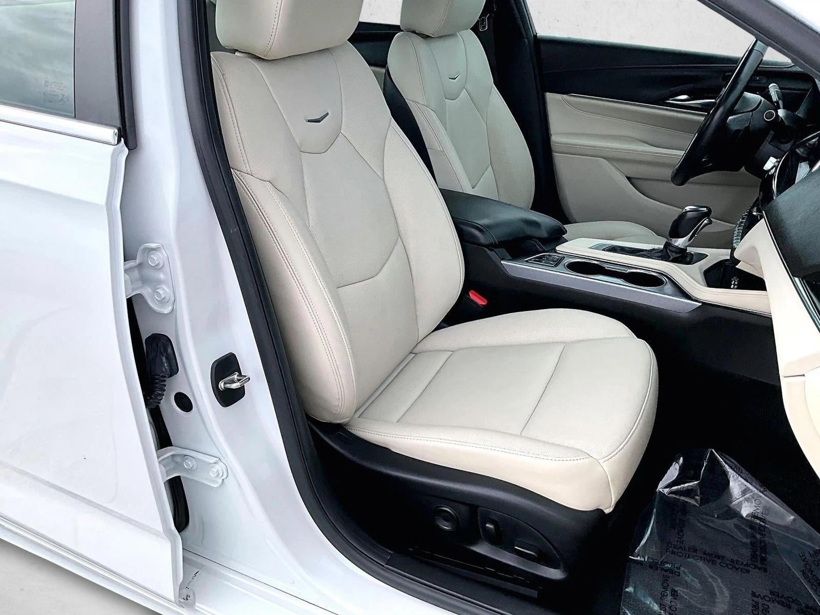 2023 Cadillac CT4 Premium Luxury