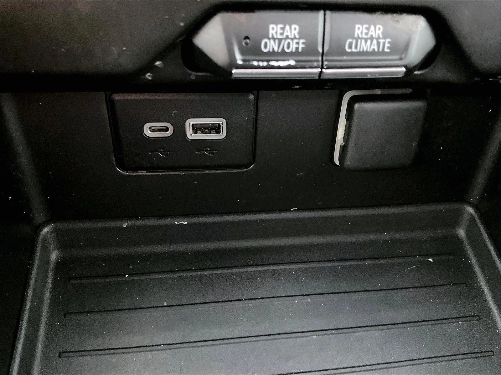 2021 Chevrolet Suburban LS