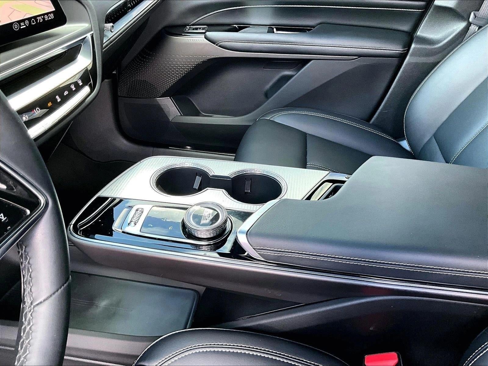 2024 Cadillac LYRIQ Tech