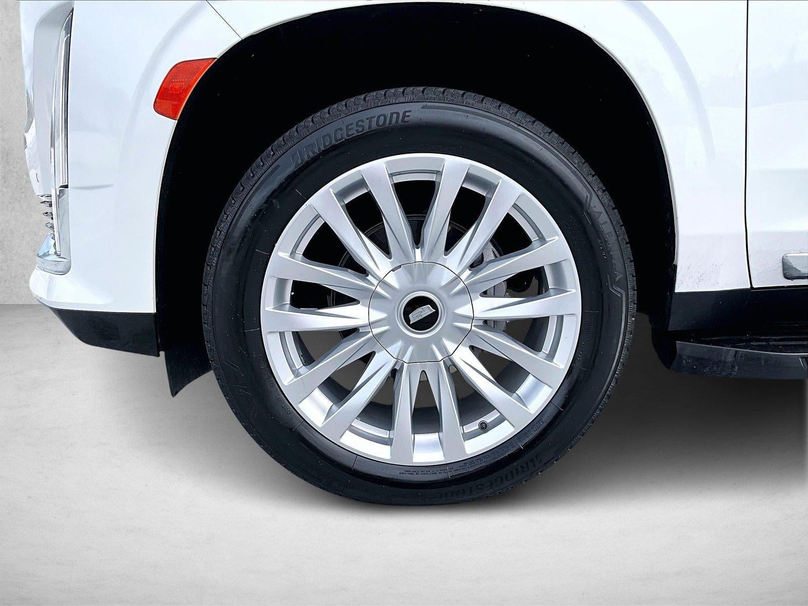 2023 Cadillac Escalade Luxury