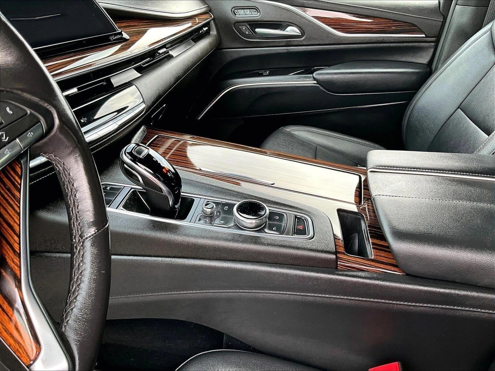 2023 Cadillac Escalade Luxury