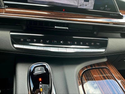 2023 Cadillac Escalade Luxury