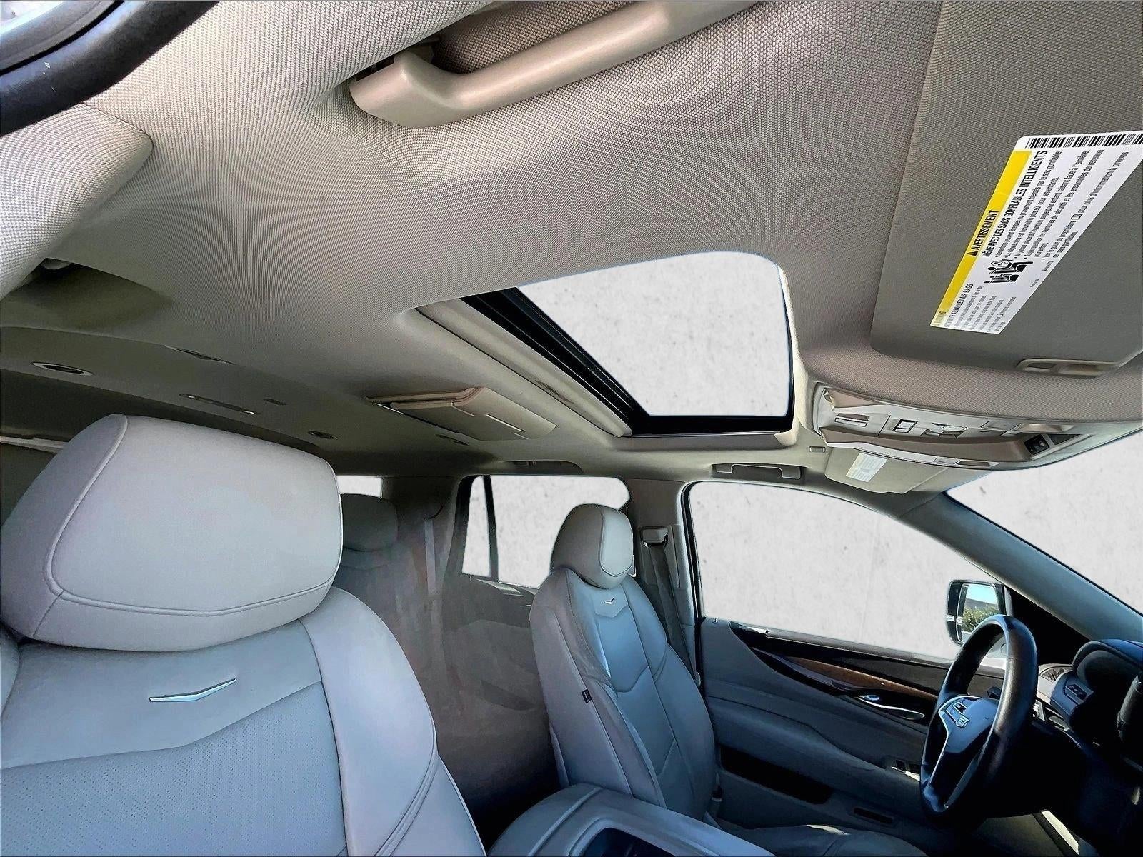 2017 Cadillac Escalade Luxury