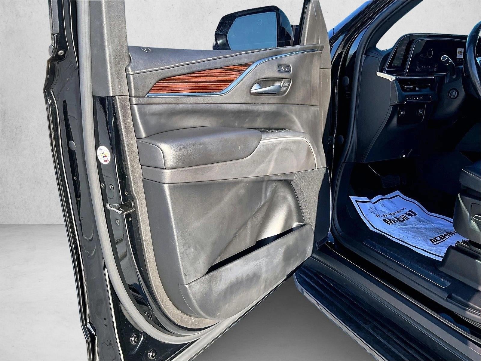 2022 Cadillac Escalade Luxury