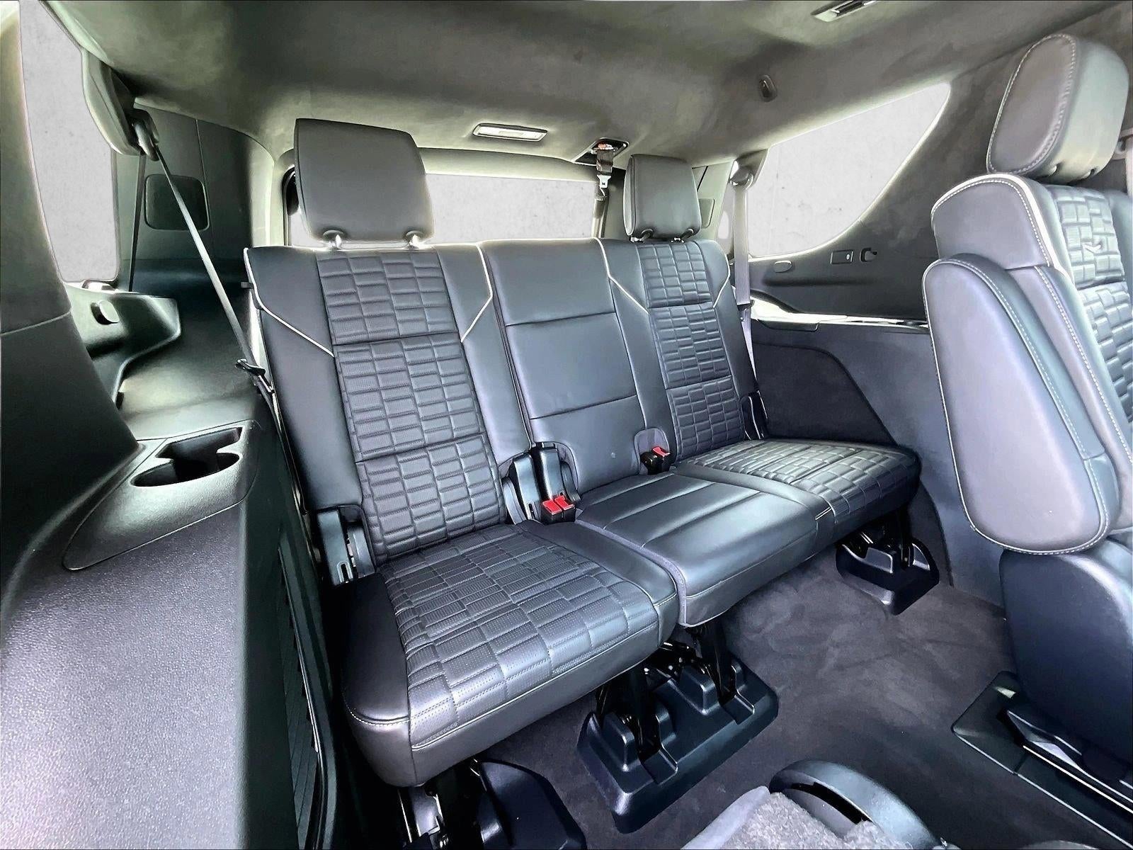 2025 Cadillac Escalade Sport Platinum