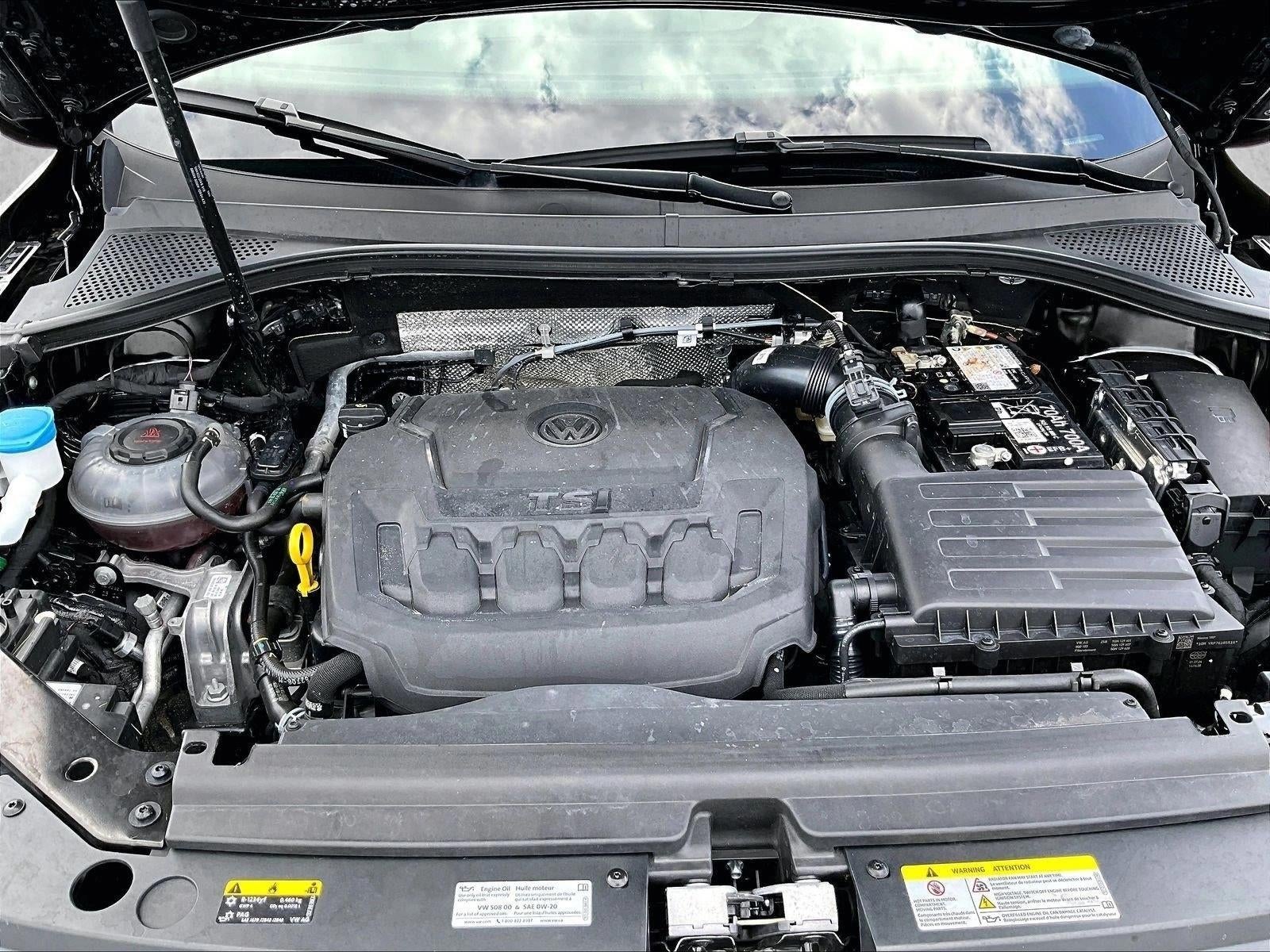 2024 Volkswagen Tiguan SE R-Line Black