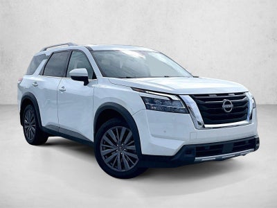 2023 Nissan Pathfinder SL