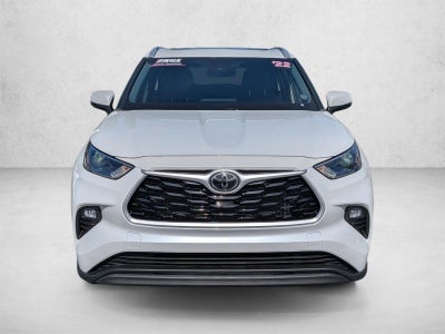 2022 Toyota Highlander Base
