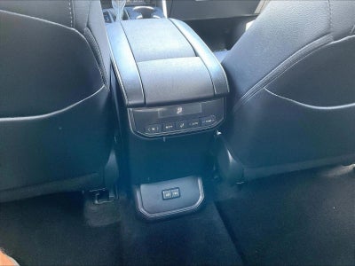 2024 Toyota Highlander Hybrid XLE