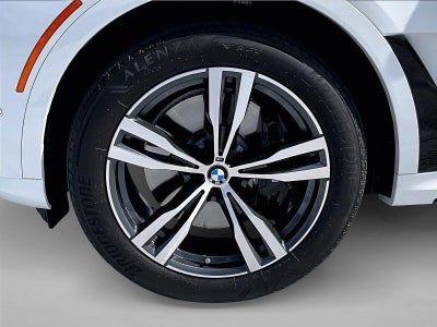 2025 BMW X7 M60i