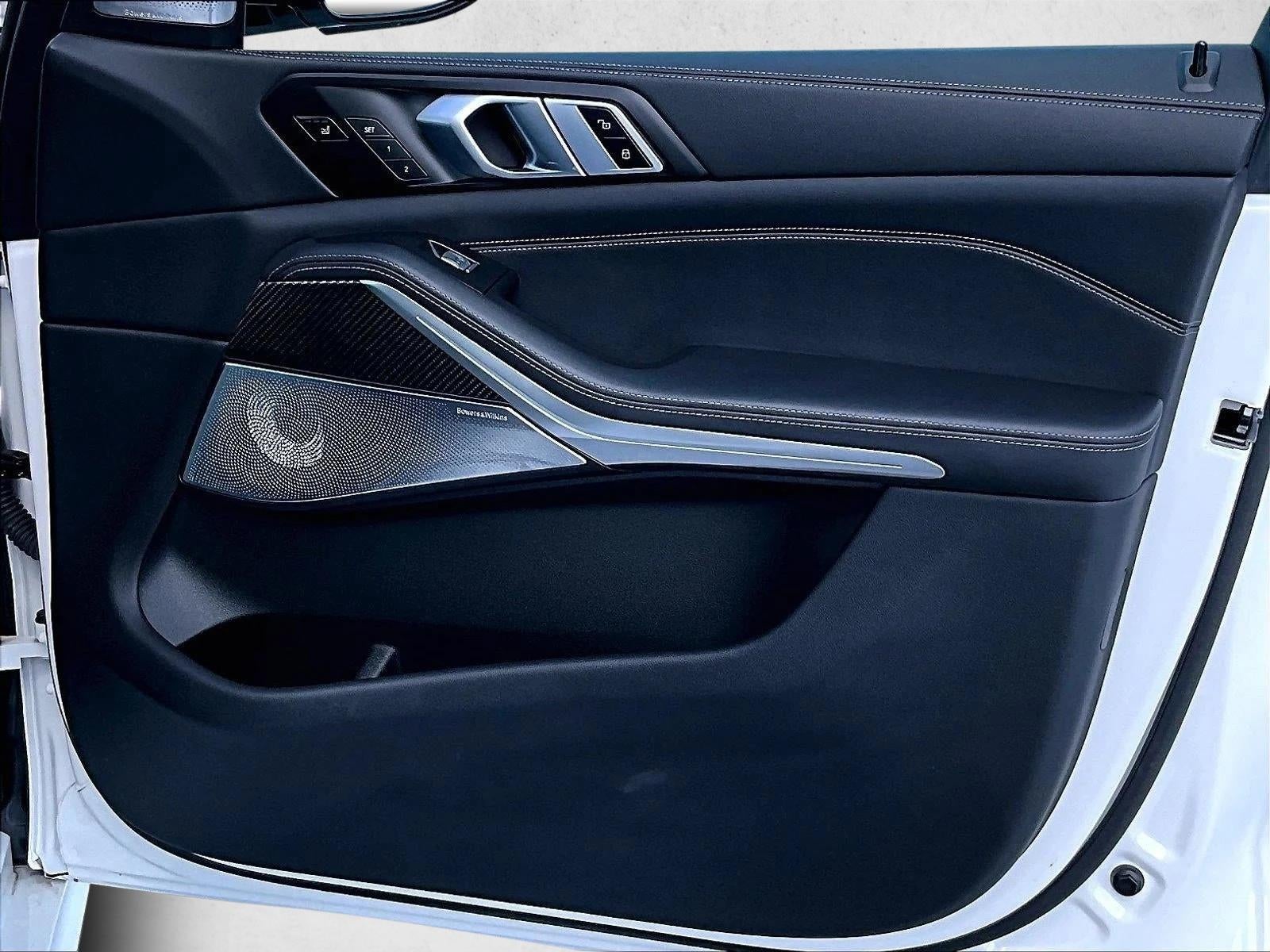 2025 BMW X7 M60i