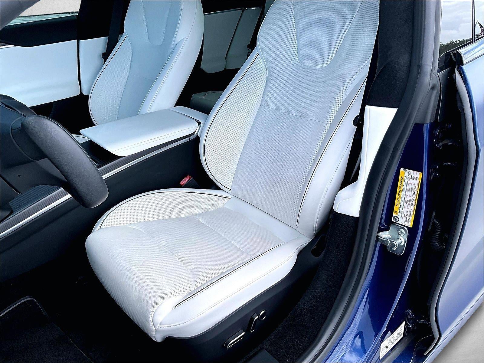 2022 Tesla Model S Plaid