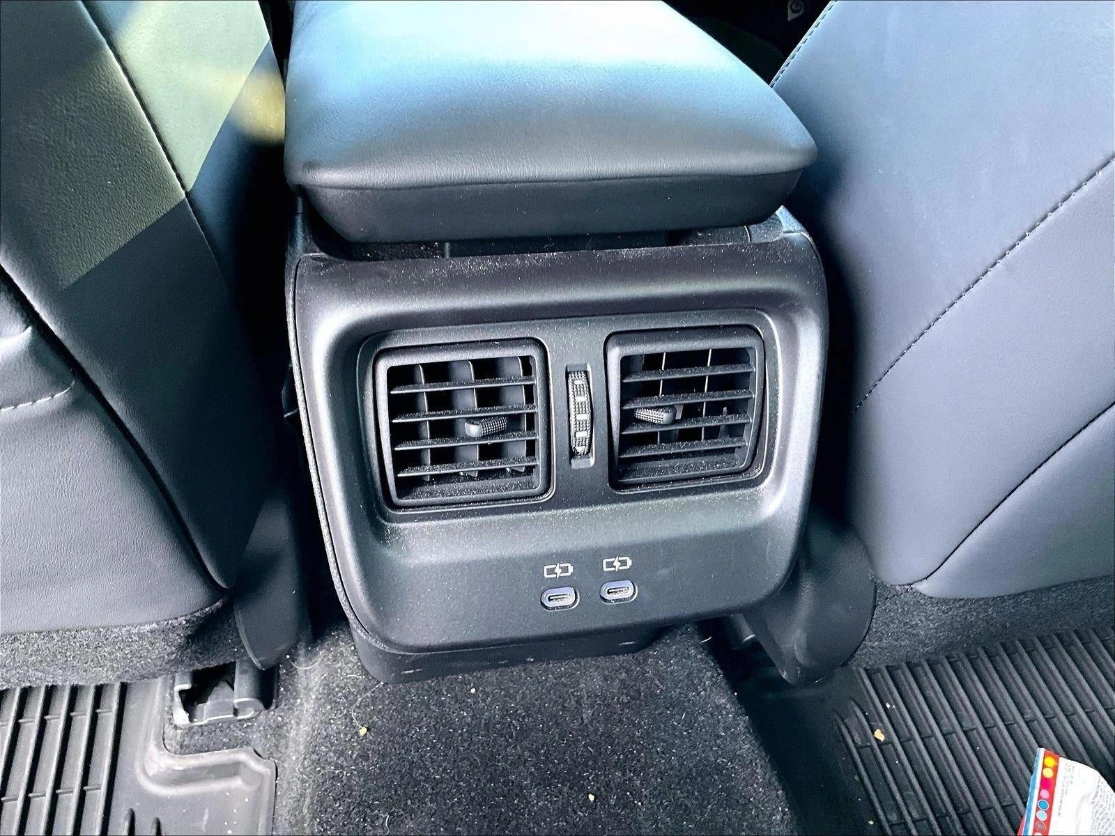 2023 Toyota Crown Platinum