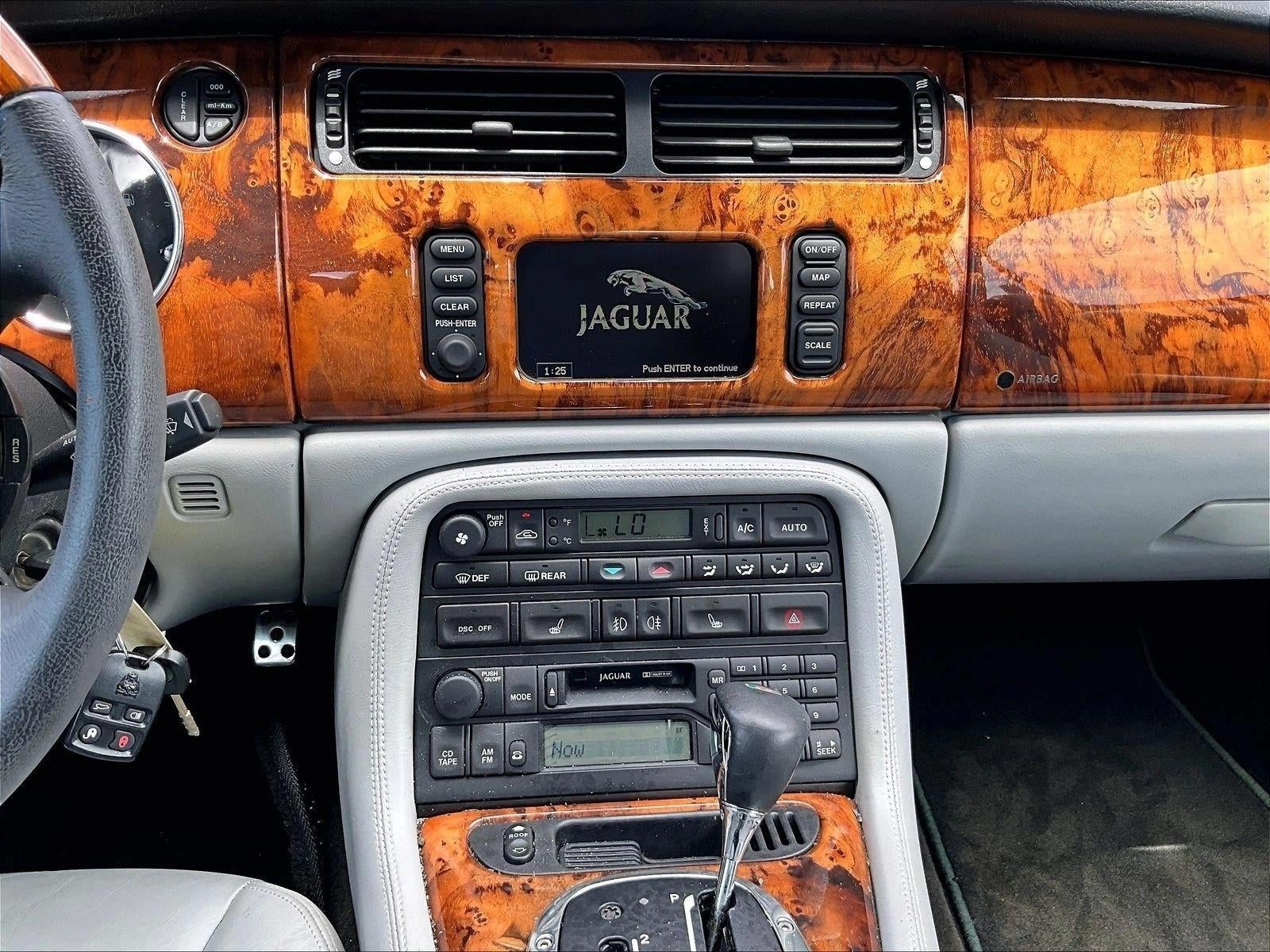 2006 Jaguar XK8 XKR