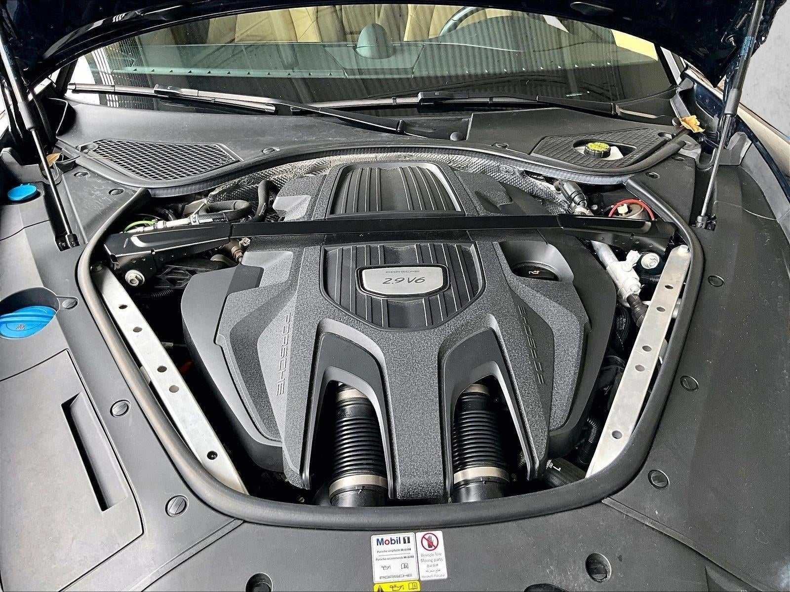 2021 Porsche Panamera Base