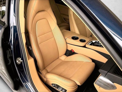 2021 Porsche Panamera Base