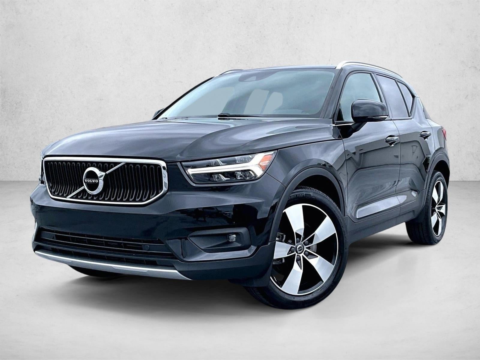 2021 Volvo XC40 Momentum