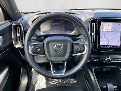 2024 Volvo XC40 Plus Dark Theme