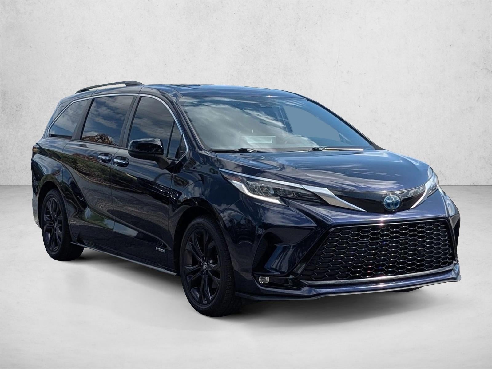 2021 Toyota Sienna XSE