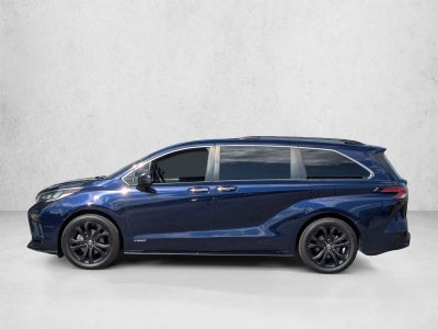 2021 Toyota Sienna XSE