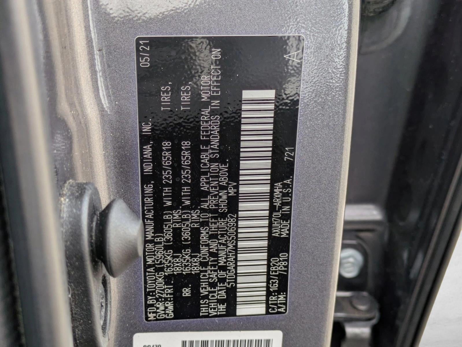 2021 Toyota Highlander Hybrid XLE