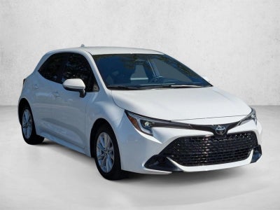 2025 Toyota Corolla Hatchback SE