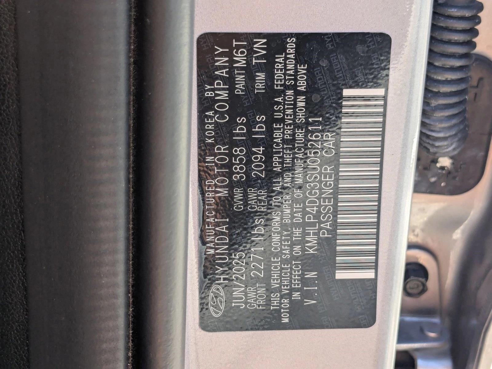 2025 Hyundai Elantra Limited