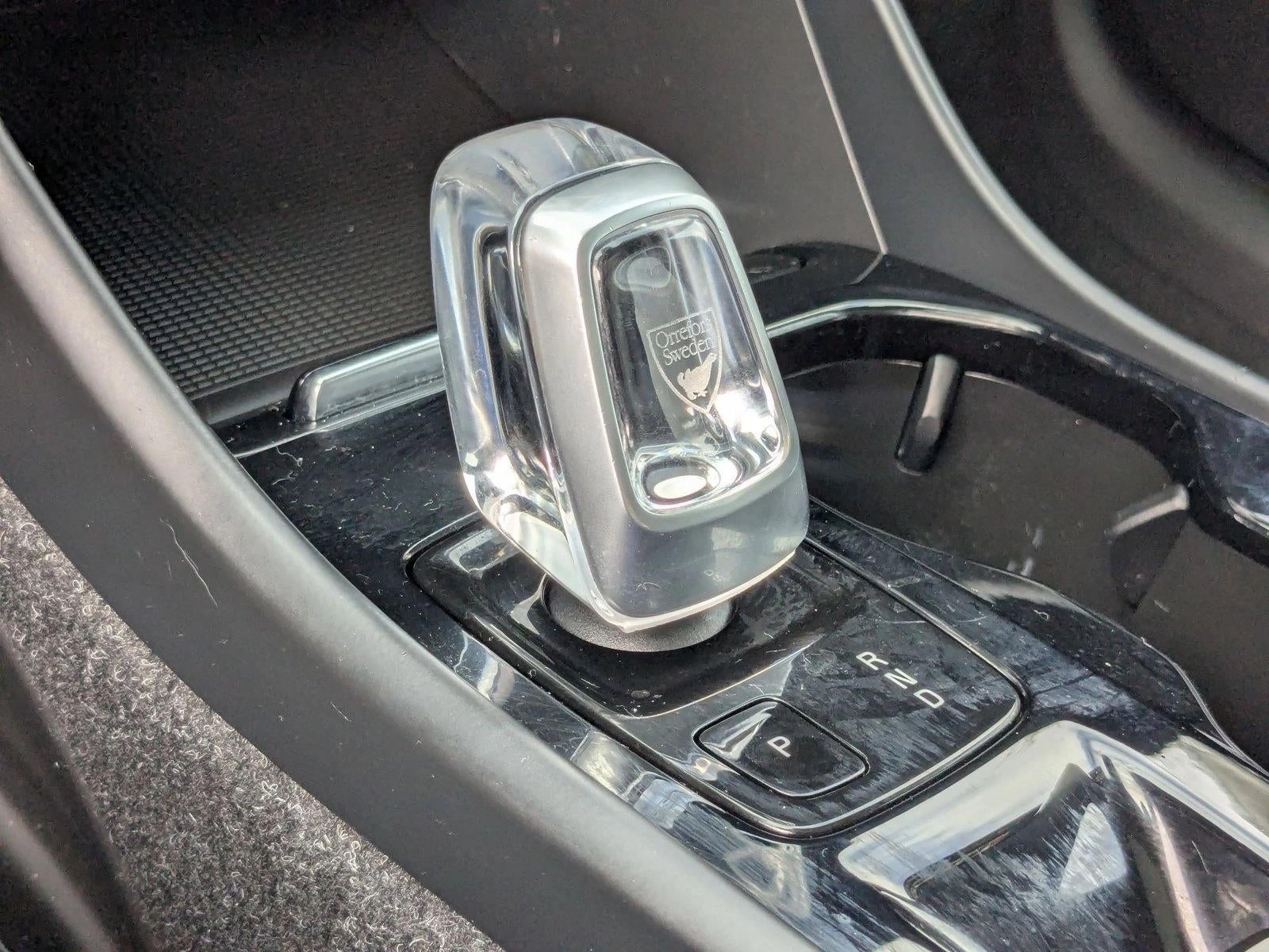 2021 Volvo XC40 Inscription