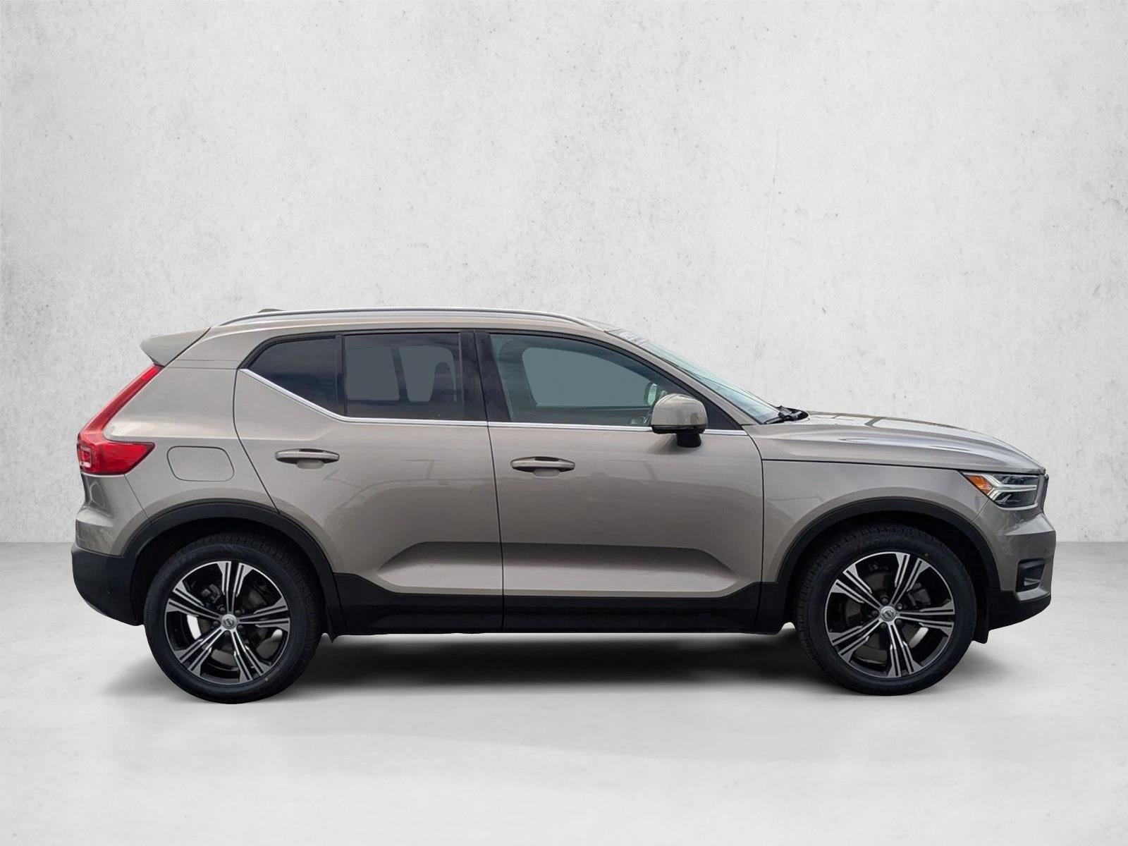 2021 Volvo XC40 Inscription