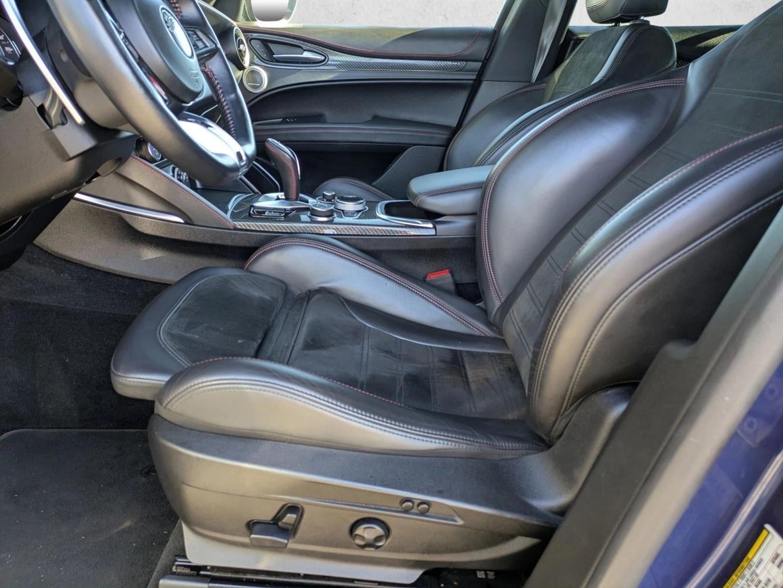 2020 Alfa Romeo Stelvio Quadrifoglio