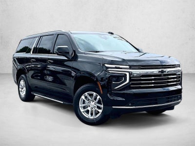 2025 Chevrolet Suburban LT