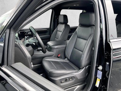 2025 Chevrolet Suburban LT