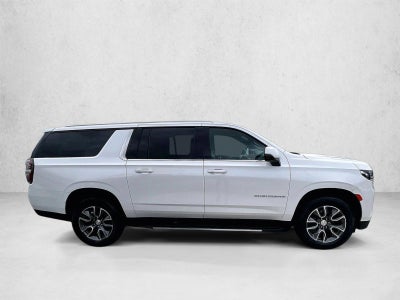 2023 Chevrolet Suburban LT