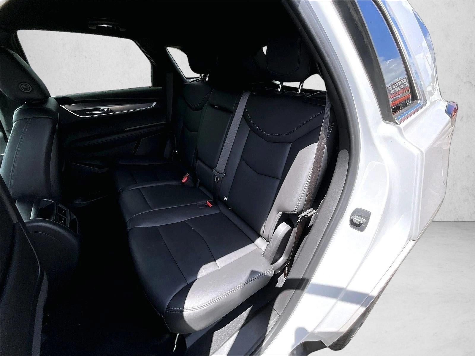 2020 Cadillac XT5 Luxury FWD