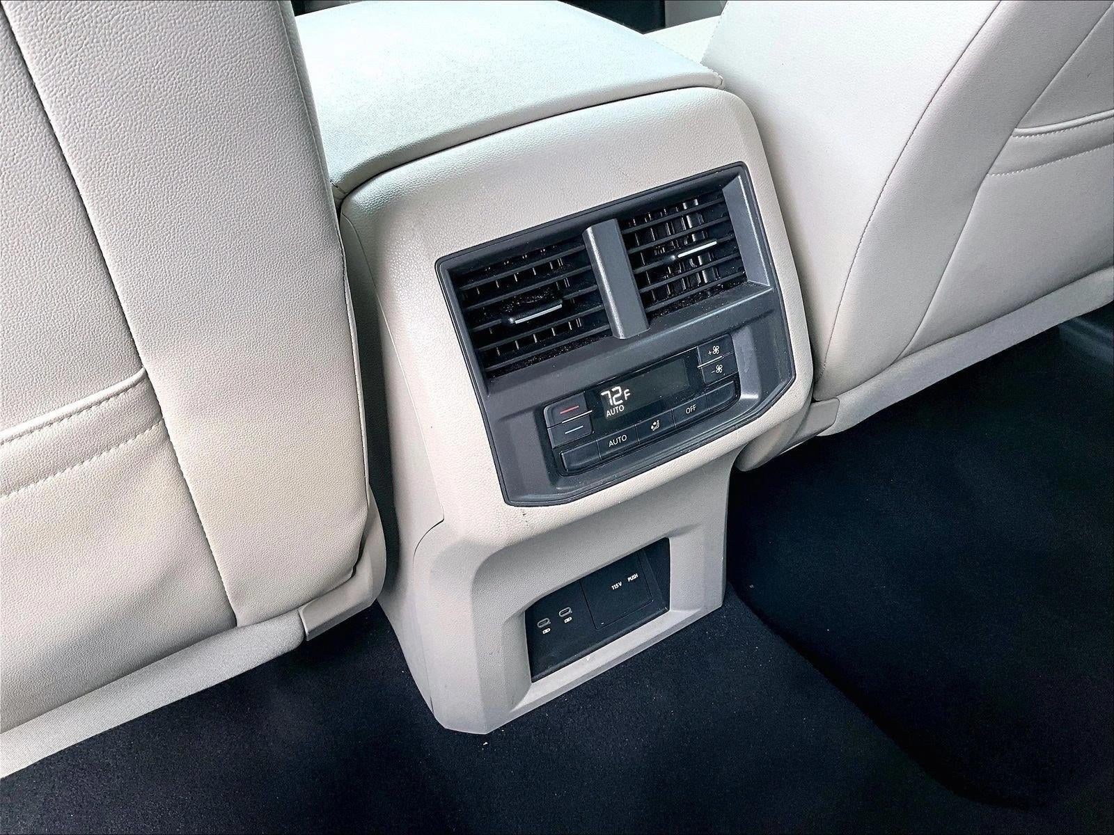 2023 Volkswagen Atlas 2.0T SE w/Technology
