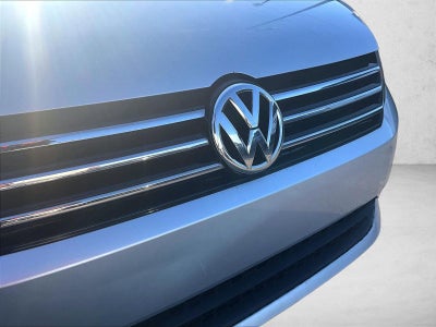 2015 Volkswagen Passat 1.8T Limited Edition