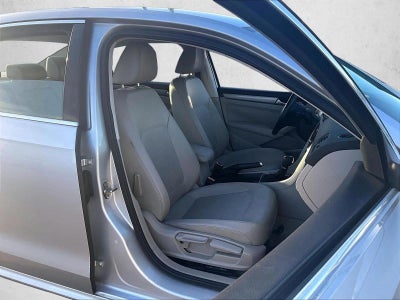 2015 Volkswagen Passat 1.8T Limited Edition