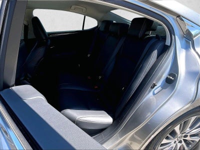 2020 Lexus ES 300h 