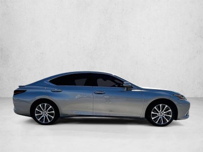 2020 Lexus ES 300h 