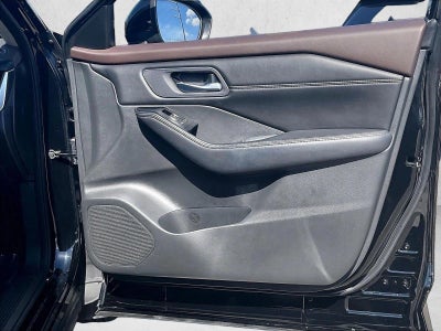 2023 Nissan Rogue SL FWD