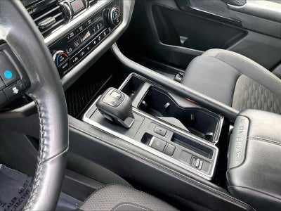 2022 Nissan Pathfinder SV 2WD
