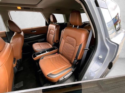2024 Nissan Pathfinder Platinum 4WD