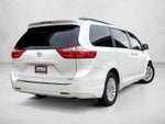 2017 Toyota Sienna XLE Auto Access Seat