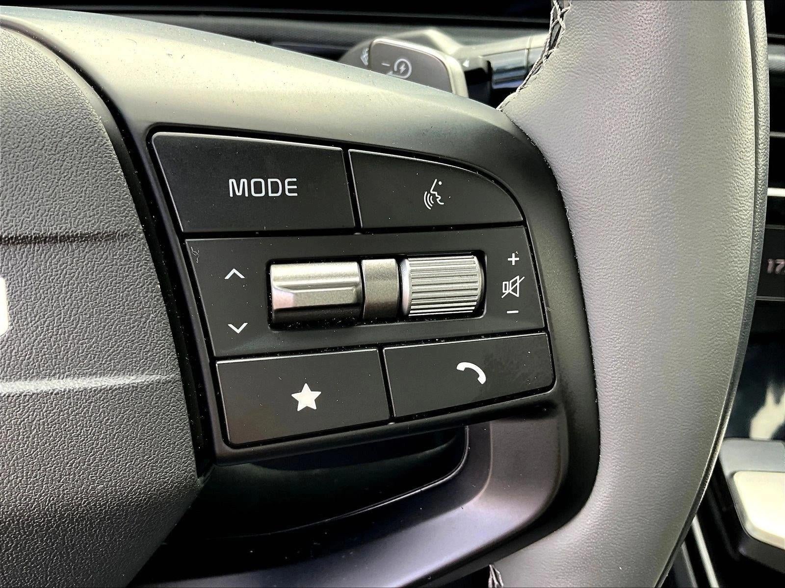 2025 Kia EV6 Light
