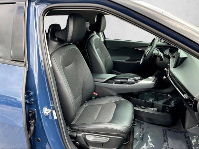 2025 Kia EV6 Light