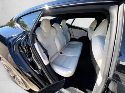 2023 Tesla Model S Base