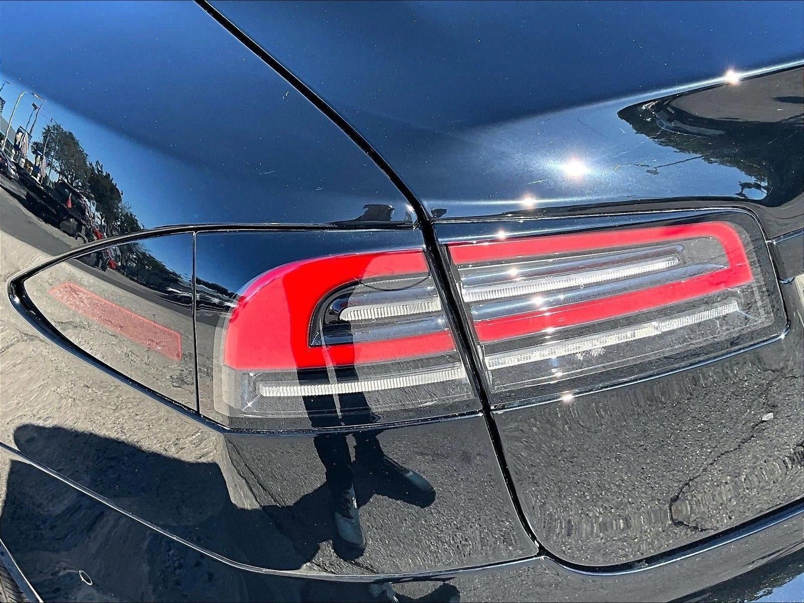 2023 Tesla Model S Base