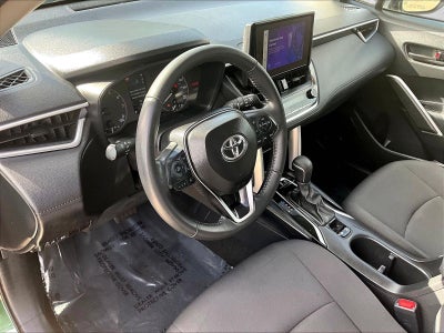 2025 Toyota Corolla Cross LE